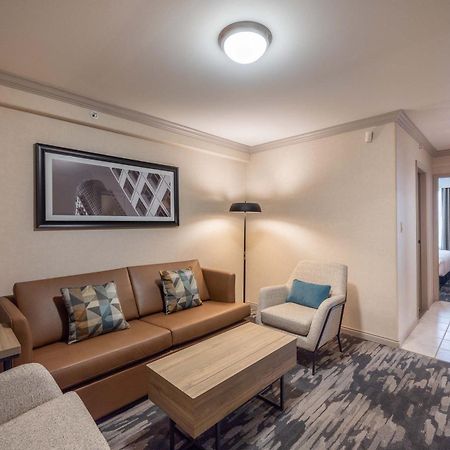 Sandman Hotel & Suites Winnipeg Airport Dış mekan fotoğraf