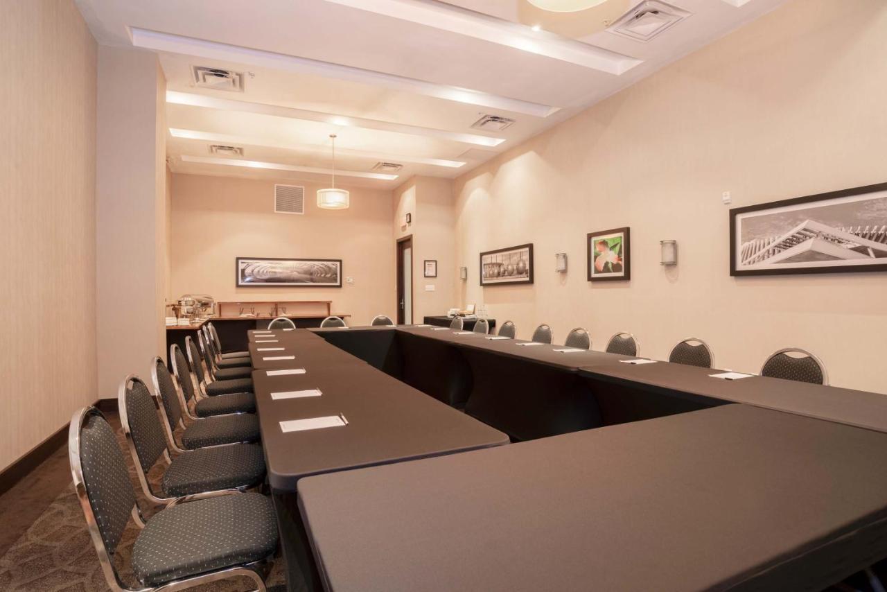 Sandman Hotel & Suites Winnipeg Airport Dış mekan fotoğraf