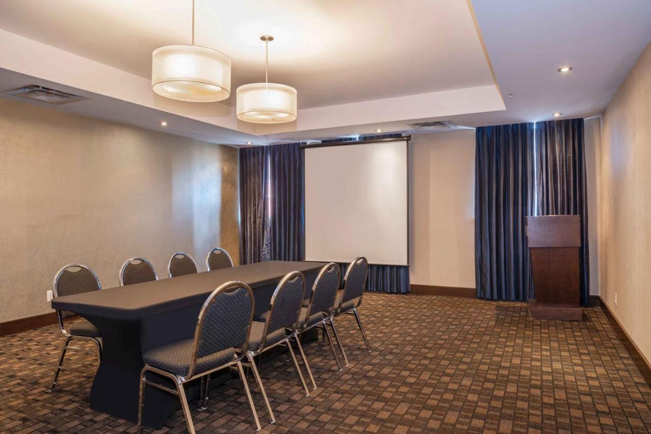 Sandman Hotel & Suites Winnipeg Airport Dış mekan fotoğraf