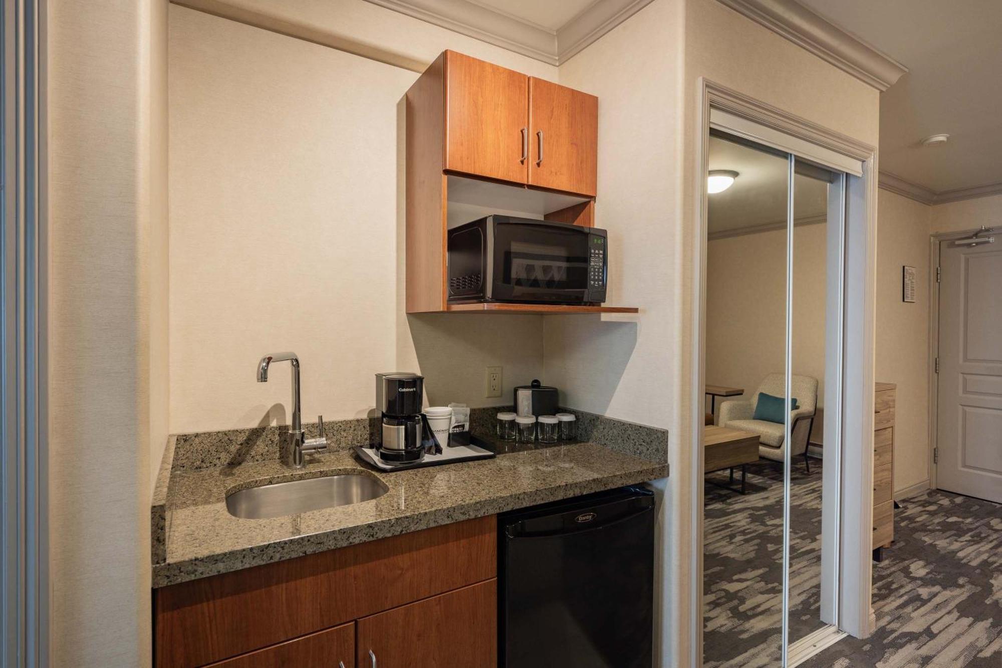 Sandman Hotel & Suites Winnipeg Airport Dış mekan fotoğraf